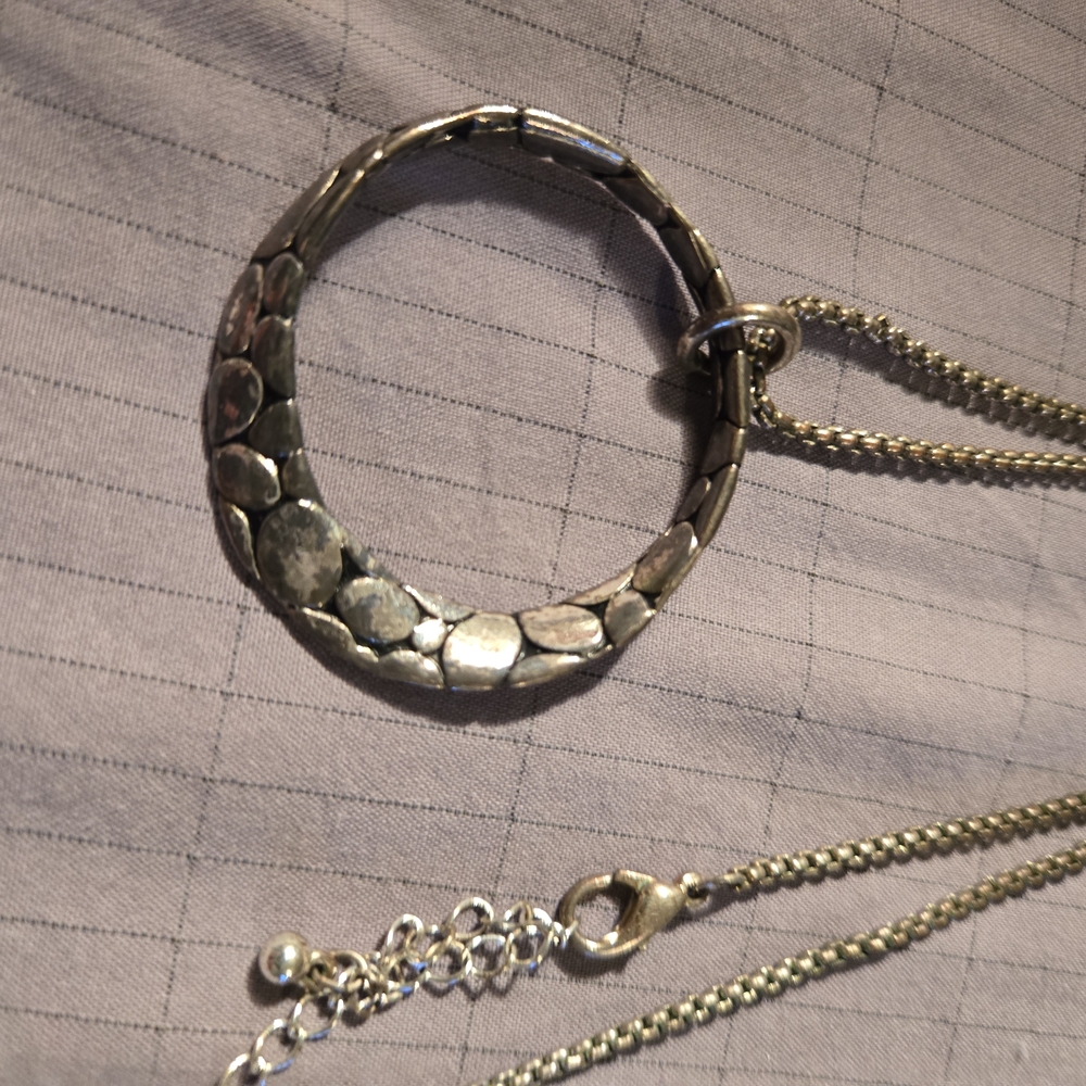 Elegant Silver Necklace